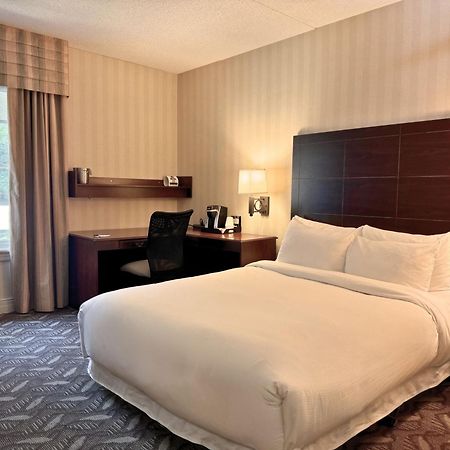 Ivey Spencer Leadership Centre Hotel Лондон Екстериор снимка