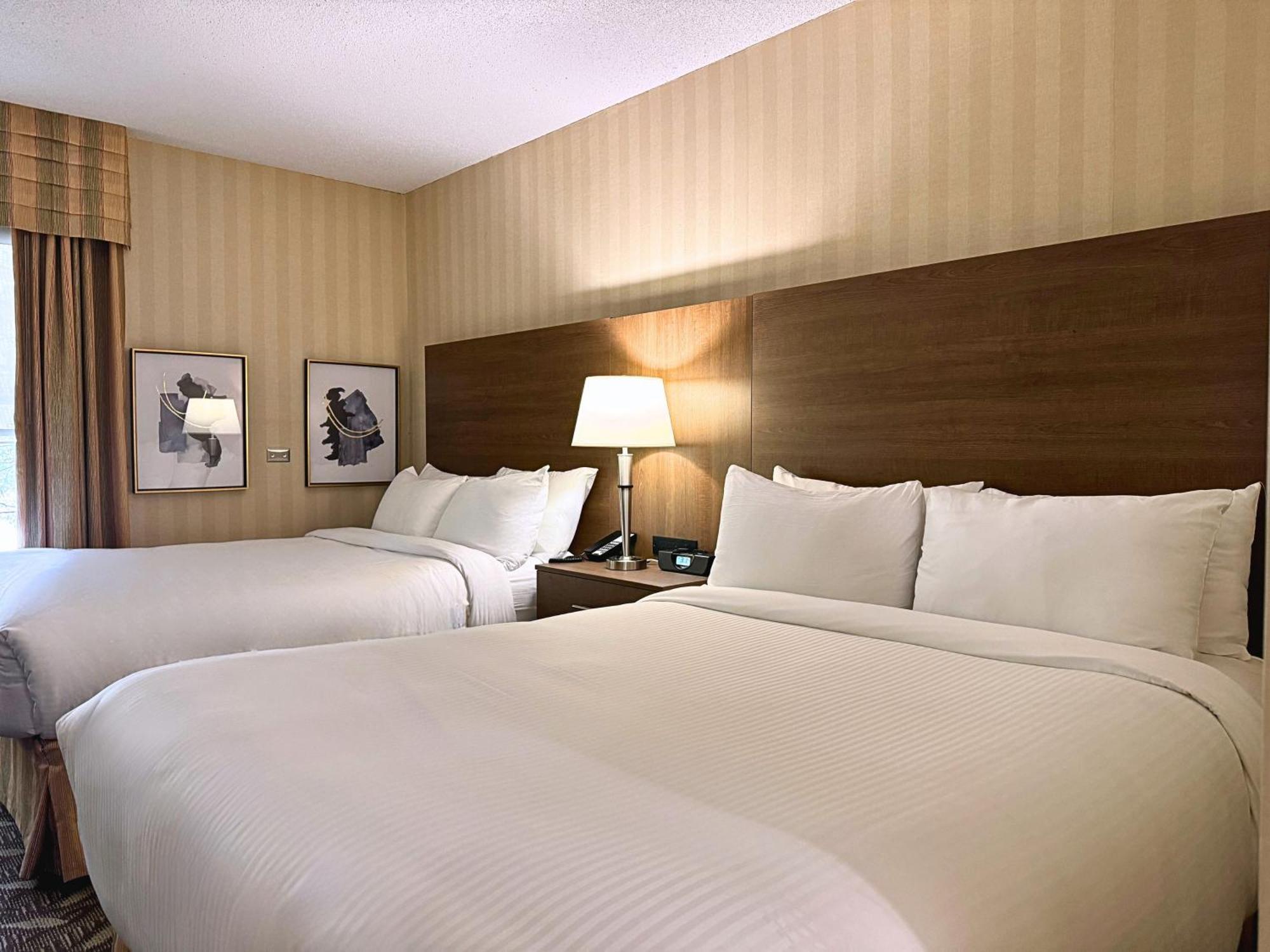 Ivey Spencer Leadership Centre Hotel Лондон Екстериор снимка